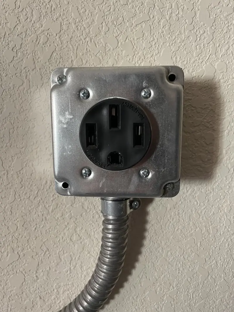NEMA 14-50 outlet installed for Smart Home Electrical in Chalco